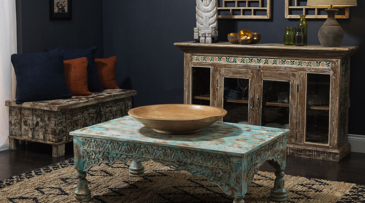 Juxtaposing vintage furniture with modern decor