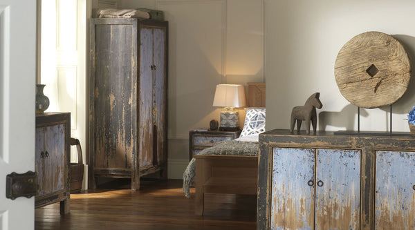 Distressed, Rustic, Reclaimed Wood Bedroom Furniture
